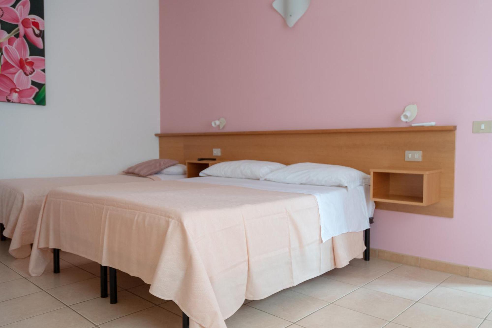 I Lecci Guesthouse San Felice Circeo Luaran gambar