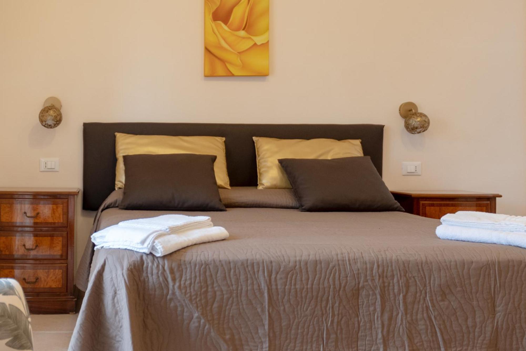 I Lecci Guesthouse San Felice Circeo Luaran gambar